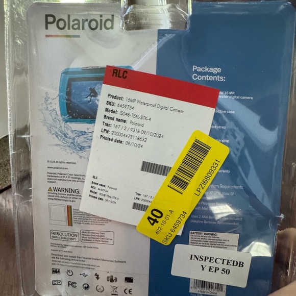 New Polaroid Blue Waterproof Camera- Was a return to store so opened & tested - Picture 4 of 4